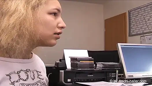 [backstage] Teen Nathalie Prepares for Her Gangbang Party