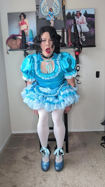 Sissy Candy Playing with Dildos Part 1