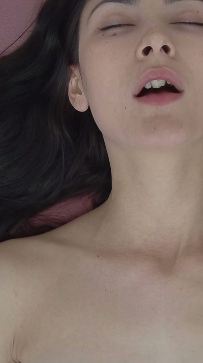 Czech Orgasm 151: Model Rubbing Her Pussy