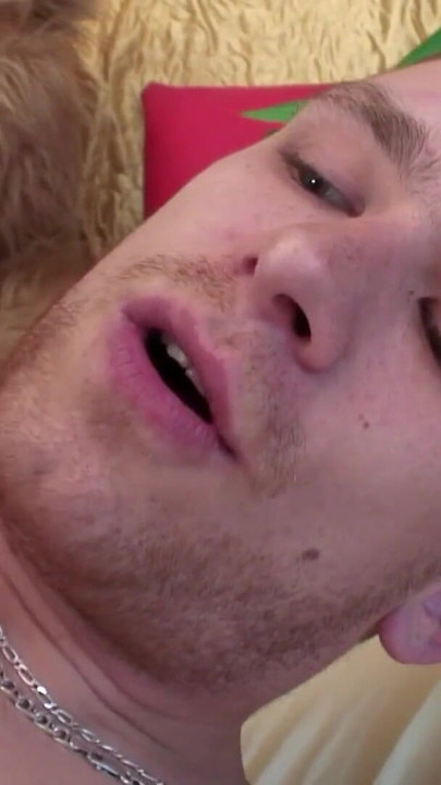 Must-see moment from "Ataquei o meu namorado com cinta no cuzinho video amador"