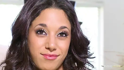 Memek Gia steel dicium dan dientot dalam banget