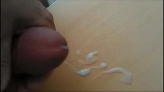Jerking off and cumshot in front of laughing girl