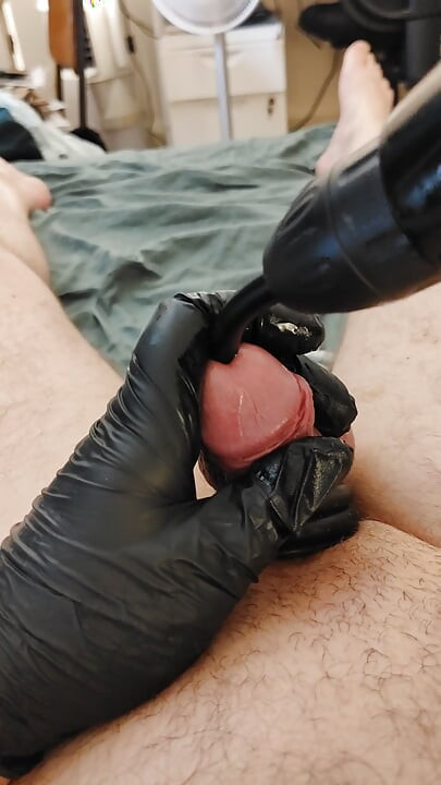 Îmi forez gaura cu silicon negru cu coaste