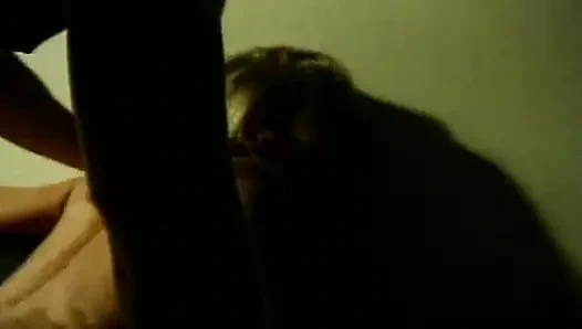 Klasik sarışın bebek yüze boşalmadan önce sert sikiliyor