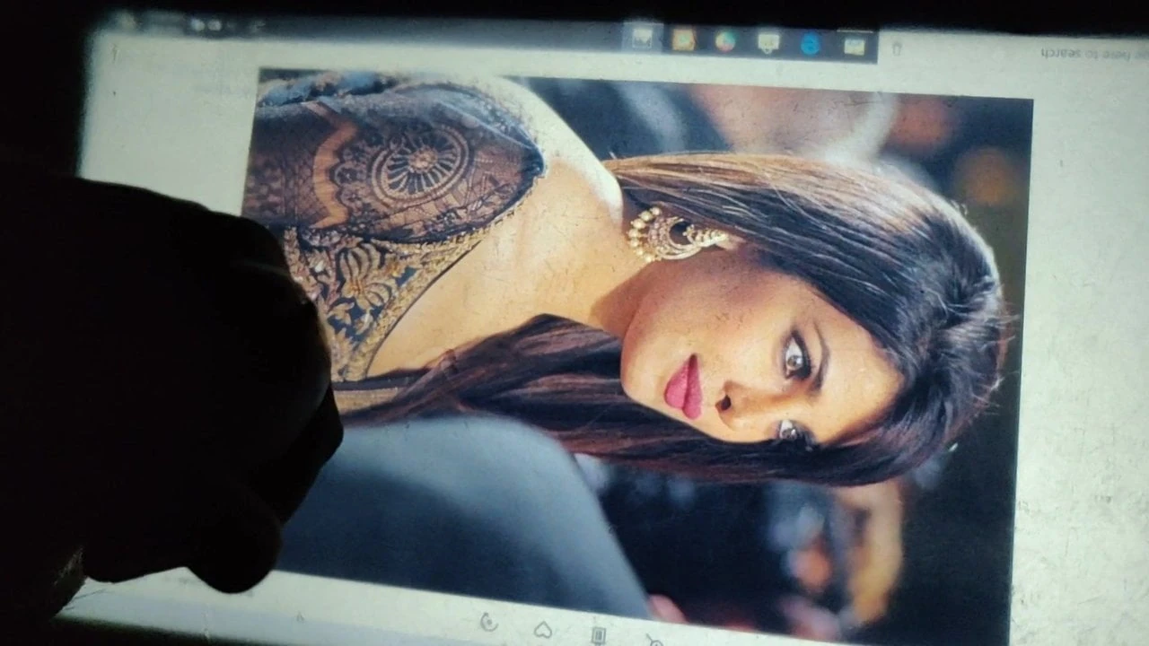 Randi priyanka chopra nhổ và rên rỉ cumtribute