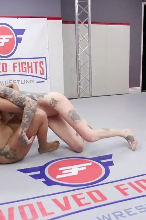 Daisy Ducati Vs Rocky Emerson Female Wrestling