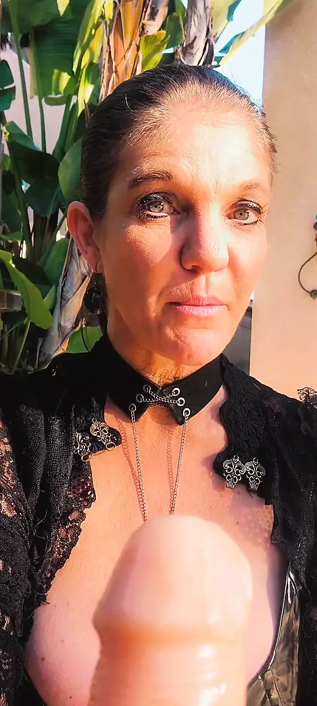 Mistress Jewel testing a new sub