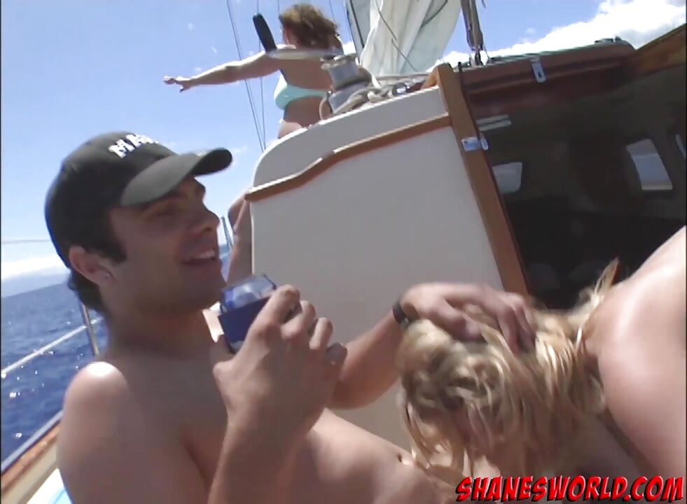 ขย่มของเรือ แต่ไม่ใช่เพราะคลื่น