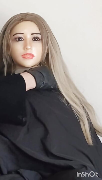 Azijska tpe seks lutka za sve namjene modeliranje frizerskog ogrtača gola