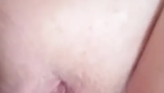 Сквиртую на мою любимую игрушку