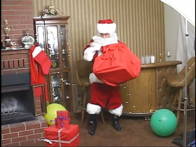Big ass mature lady sucks and fucks a fat santa's cock on the sofa