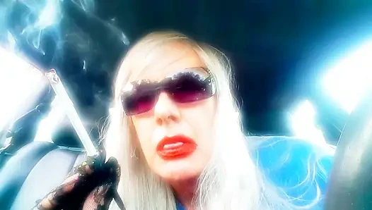DOMMIE MOMMY SMOKING LONG CIGARETTES IN A HOLDER