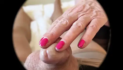 Frau reife füße gibt einen witty wichsen und einen footjob 411