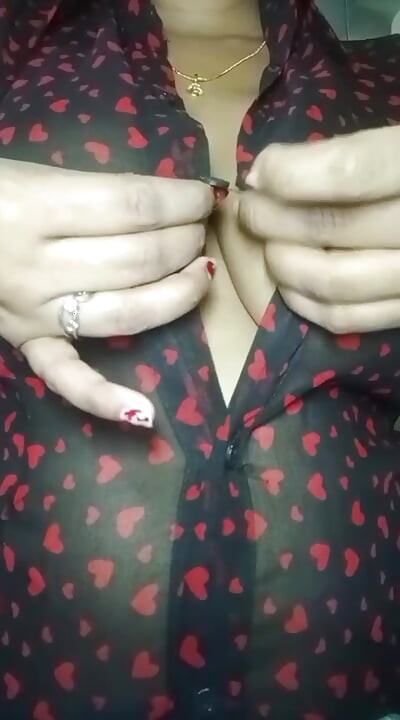 Priya boudi Vedio call sex