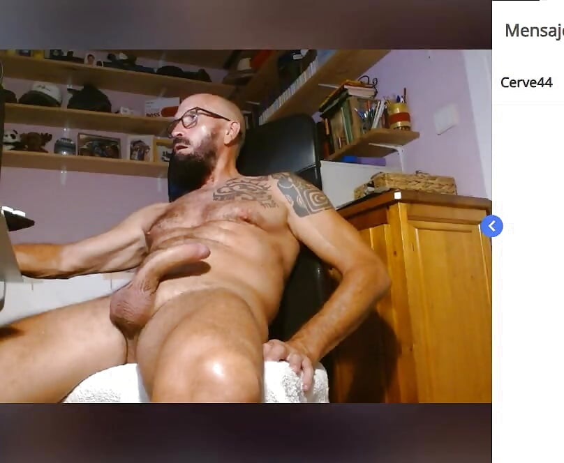 Hugot 93 16.08.26 Straw and Cumshot on the Web