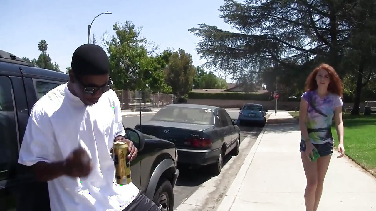 Alice Green are parte de o pulă neagră enormă