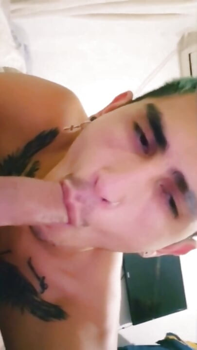 My Friend Swallowed My Cum and Cums with My Hard Cock Inside
