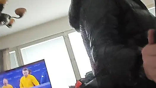 Shinysam1, parlak, catsuit, çizmelere biniyor...