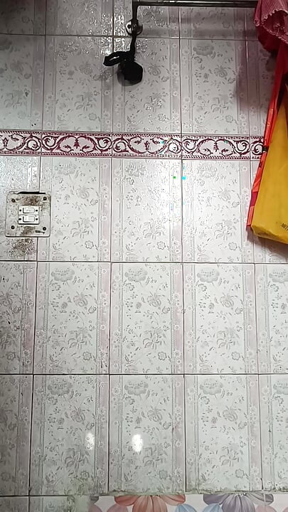huge  Dick CUM with loads of yellow soap while bathing in bathroom