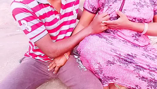 Хардкорный трах мачехи дези и Пасынка по джунглям. Телугу грязные разговоры.