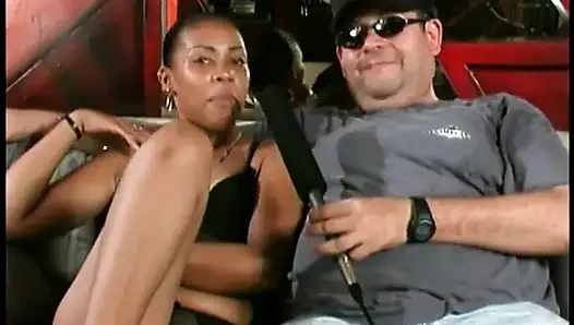 Banging colored woman blows cock and gets it inside tight cunt