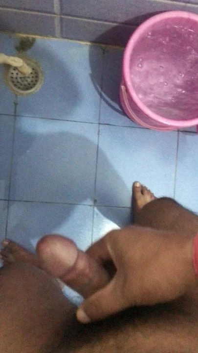 Masturbate at bathroom