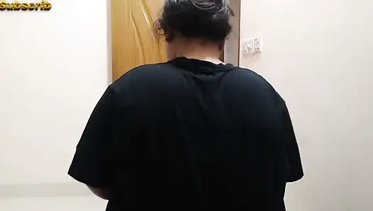 Fuck a Friend's Wife While She Is Reading A Book Alone - Indian Real Sex clear Hindi Audio Aria Mia