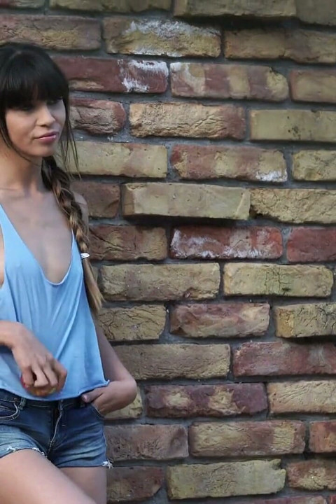 21 naturals - sapık çiftlik kızı Mona Kim iyi bir sikiş istiyor