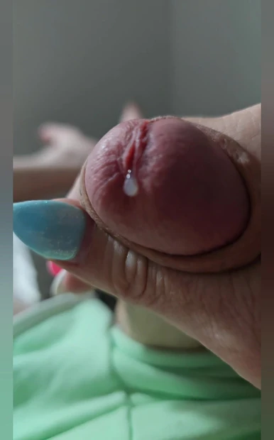 Angeluka masturbation