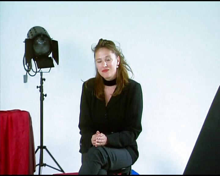 Almanya'dan çarpıcı bayan külotlu çorapla mükemmel vücudunu gösteriyor