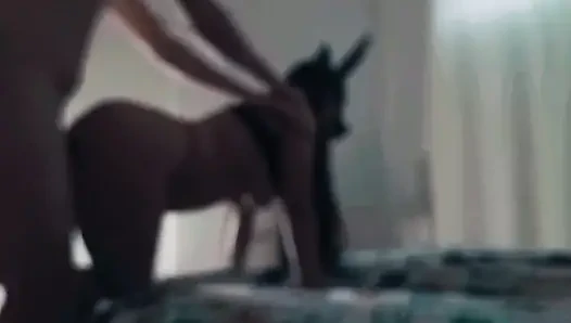 Tabu-Familie: Stiefschwester mit Unterhose und fickt den ganzen Tag mit ihrem Stiefbruder, wenn ihre Eltern nicht zu Hause sind