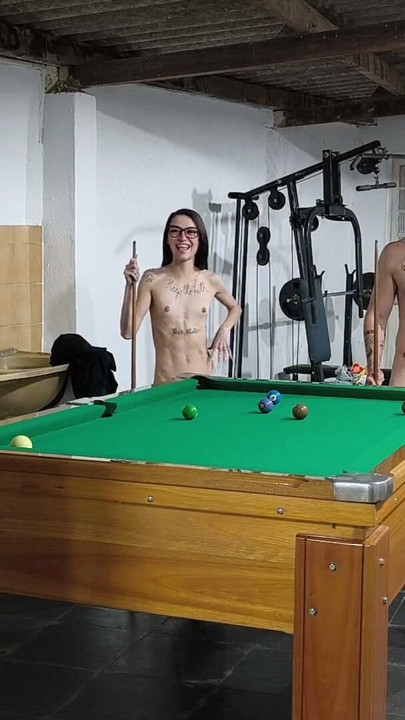 bi game with friends | Clip 2