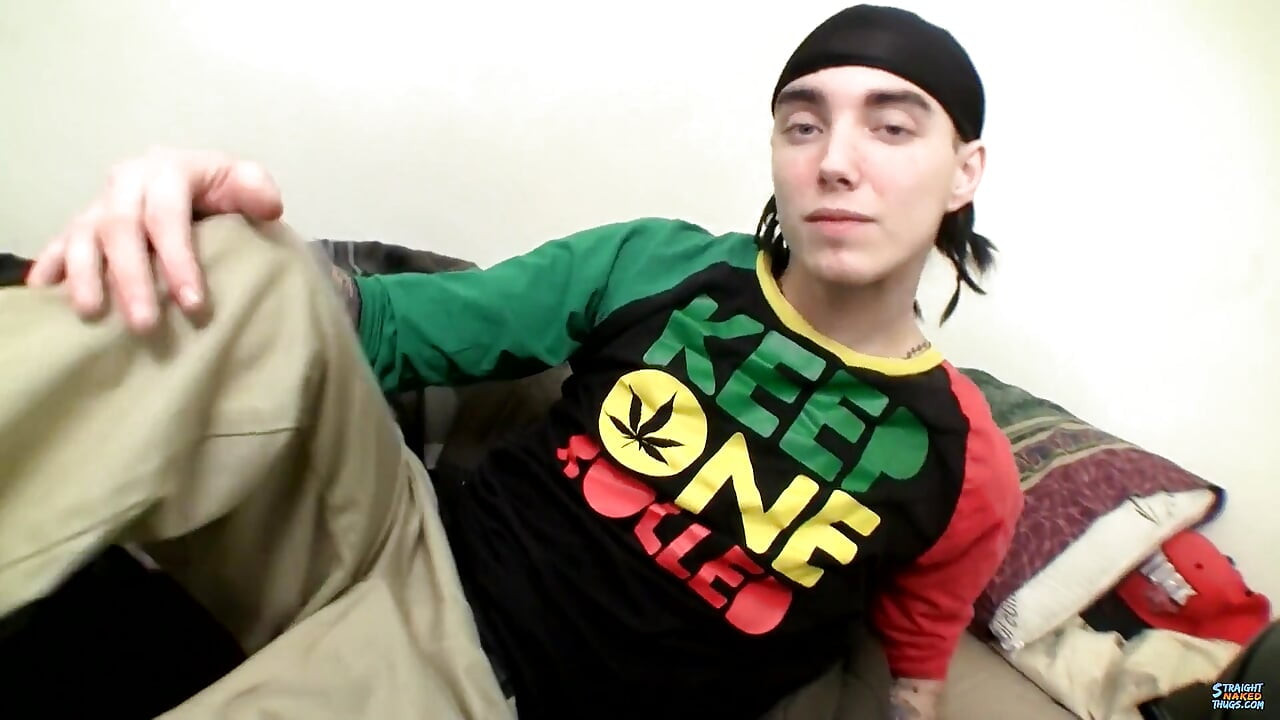 Str8 Punk with Cum Load to Shoot