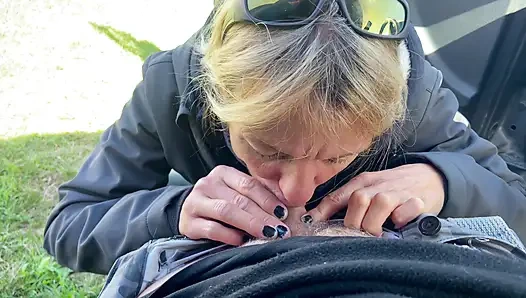 Arabada oral seks - burada ve şimdi yarağını emmek istiyorum, ağzıma boşal