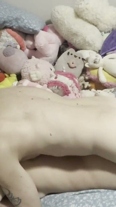 pronebone dripping creampie doggystytle and 69 with stepdaughter | Clip 2