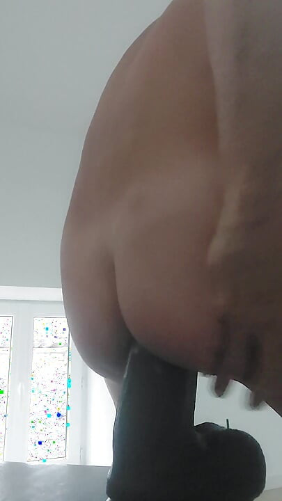 He gets 55cm in the ass gets fucked with sex machine impales himself on huge dildos