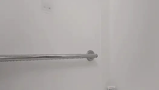 Pantat kecil memek basah