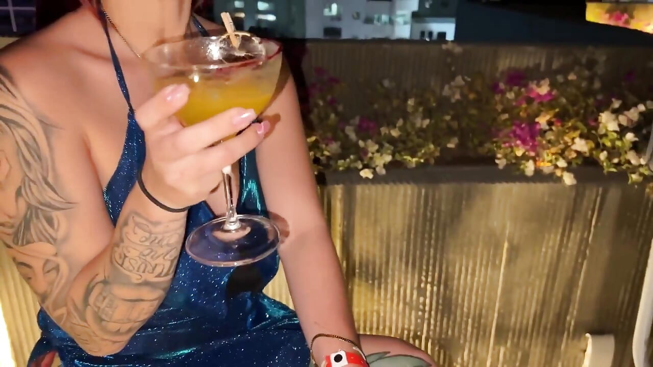 Natjeram muža da vara s fotografom kojeg sam upoznala u drugom gradu - jebem stranca dok mi je muž na poslu