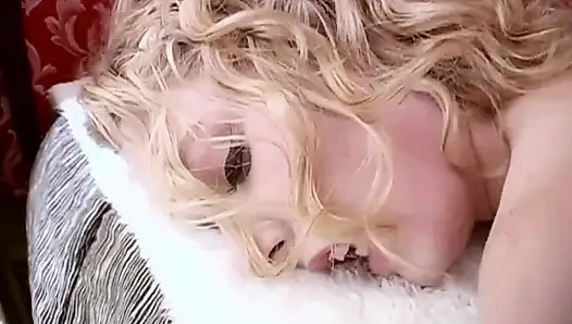 A Young Lesbian Try to Use a Strap-on Toys