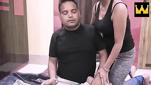 Masseur Fucked the Client During the Session