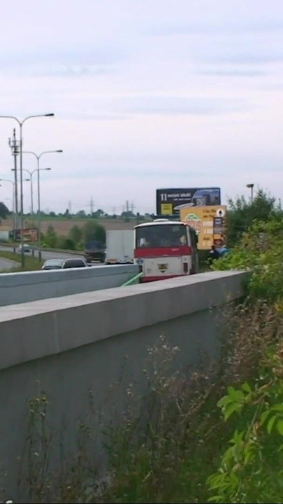 Ključni trenutak iz "Ludi par ima seks na auro stazi s odličnim pušenjem i erotskim dubokim jebanjem pičke i nevjerojatnim svršavanjem"