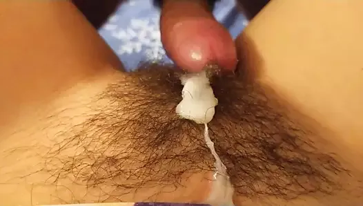A LOT OF CUM ON HAIRY PUSSY