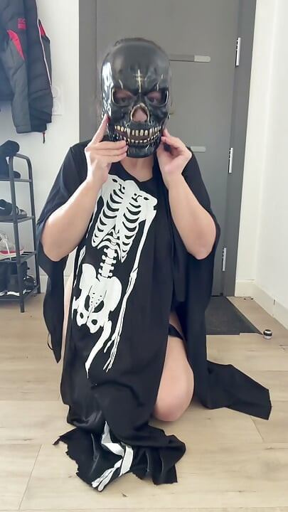 Subscribe Mym fan Faucettes Halloween 2026