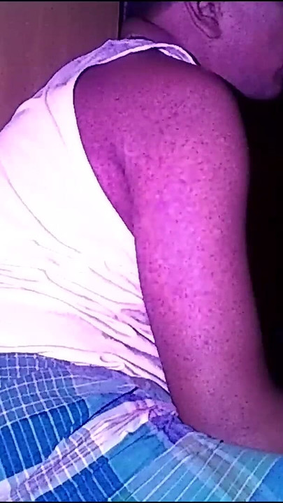 Spektakularan trenutak iz filma "Indijska seoska kućanica vruće ljubi seksi ženu"