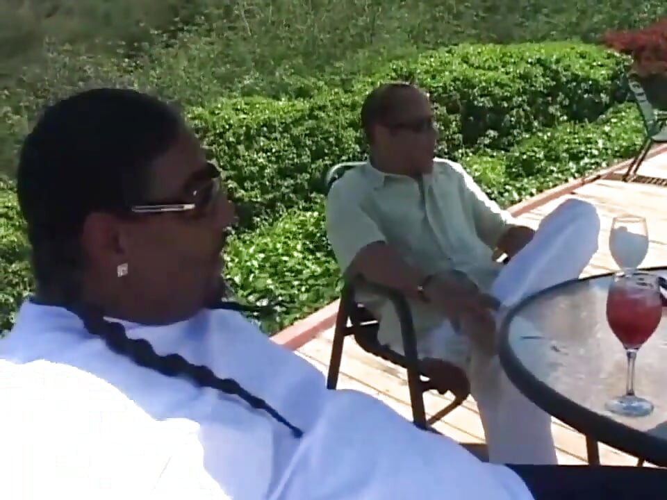 性感黑人情侶舔屄在臥室裡幹逼