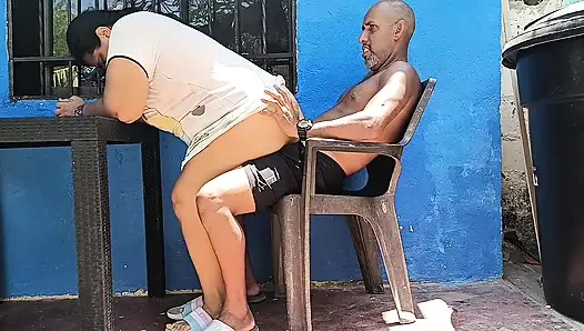 Outdoor-sex mit meiner geilen, dicken nachbarin