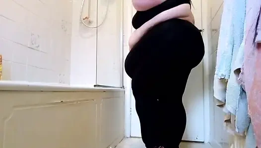 Naked SSBBW cleans lower camera view