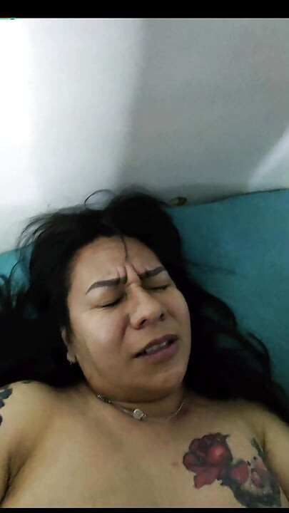 我發現我和我的妻子做精液射擊臉部