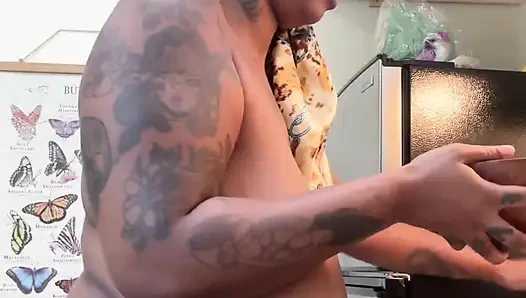 Ebony Big Booty Twerked Naked at the Kitchen While Cooking