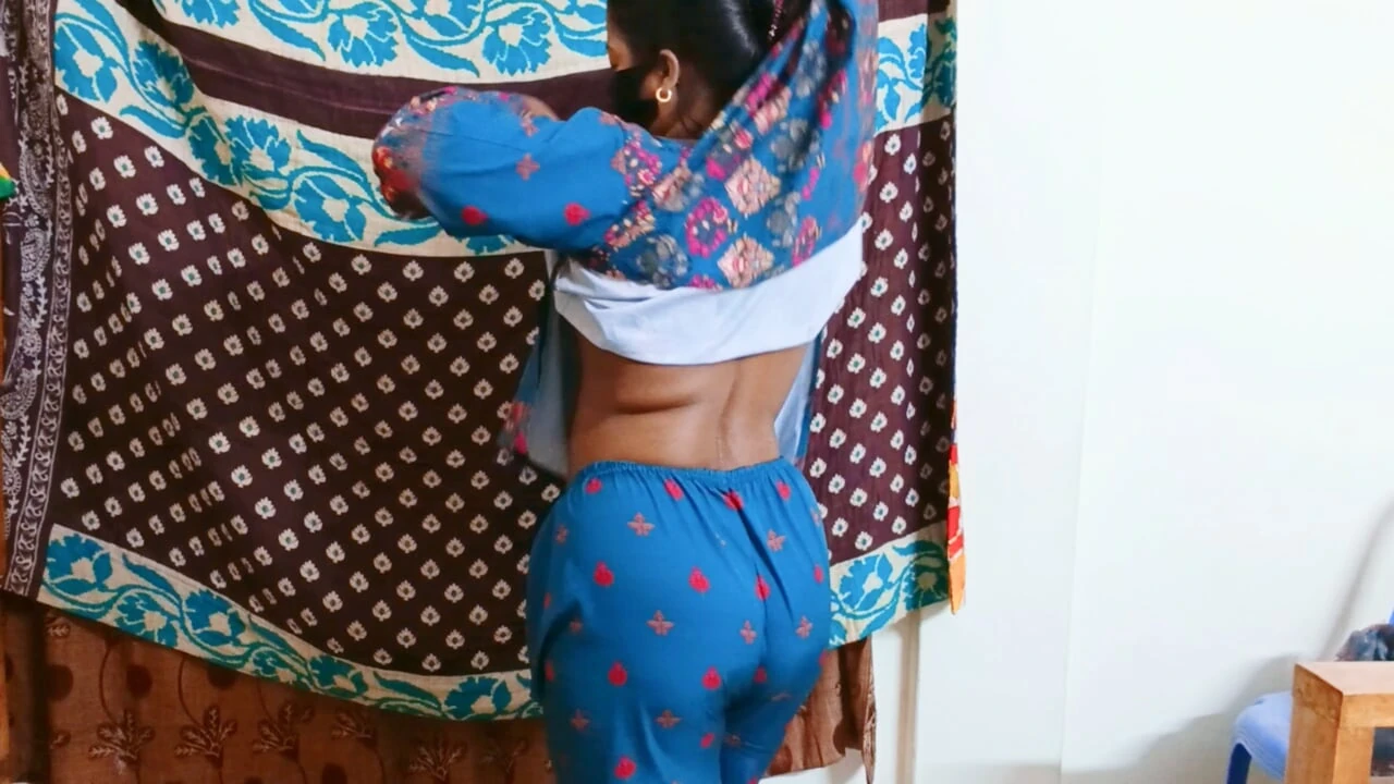small boobs desi teen girl masterbation